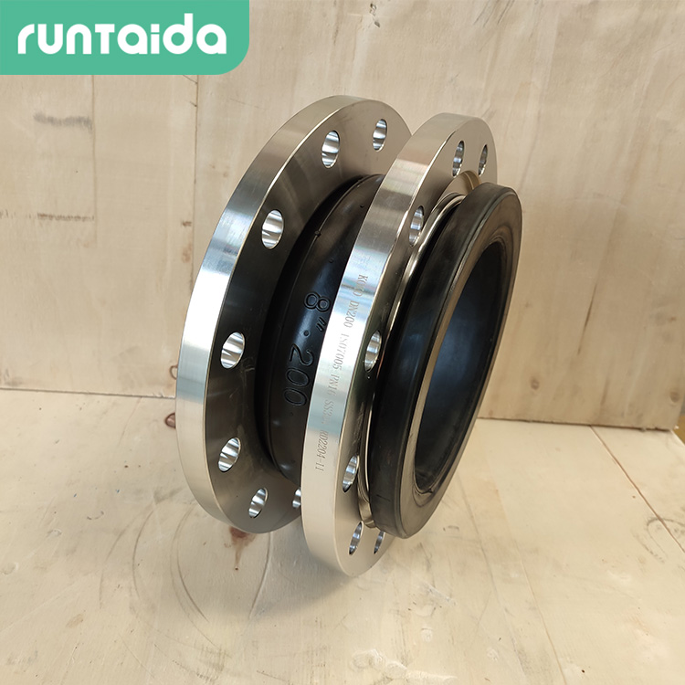 潤泰達（dá）-EPDM橡（xiàng）膠接頭三元乙丙橡膠（jiāo）軟接頭可曲撓橡膠伸（shēn）縮（suō）接頭